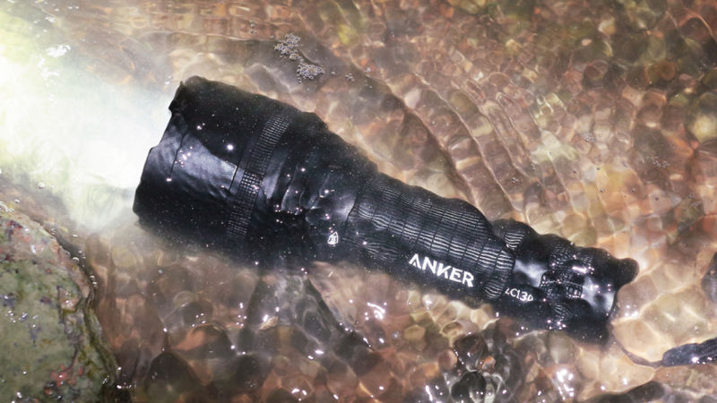 Linterna LC130 de Anker, $44 con cĂłdigo BEST0703